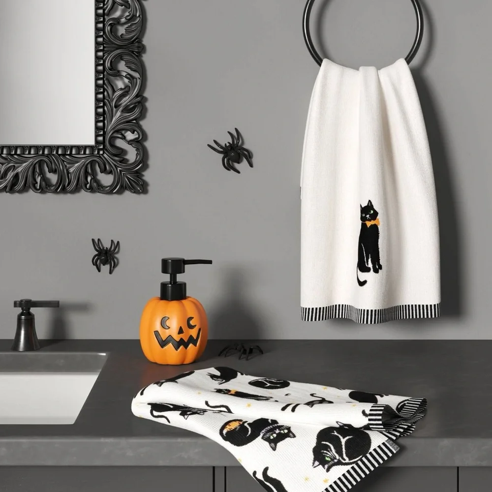 2pk Halloween Black Cats Hand Towel Set White - Hyde and EEK! Boutique™